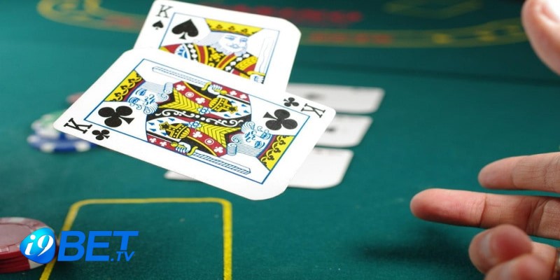 Cách chơi Poker dễ thắng dành cho tân thủ